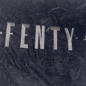 Gently used puma shoes